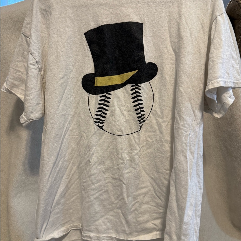 White Graphic Men's T-Shirt